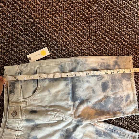 Anthropologie Ultra high rise denim shorts with tags - Picture 5 of 6
